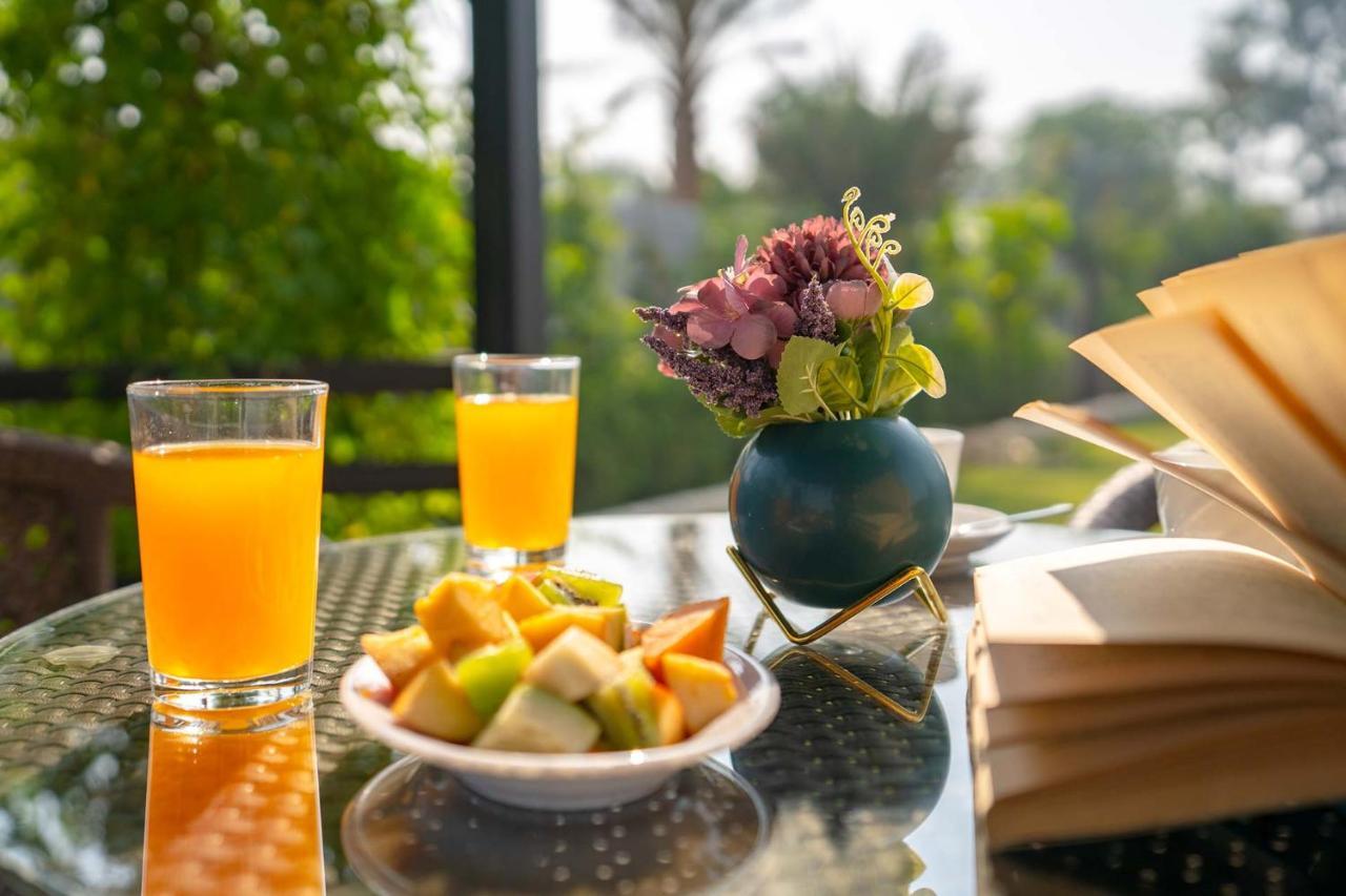 Stayvista At Le Blanc Escape W Outdoor Pool Sohna Exterior photo